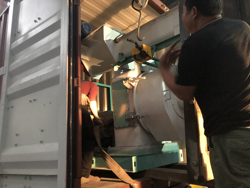 秸稈顆粒機(jī)發(fā)貨