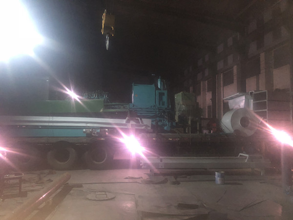 9月15日顆粒機生產(chǎn)線第一車設備裝貨完成發(fā)貨 顆粒機成套設備